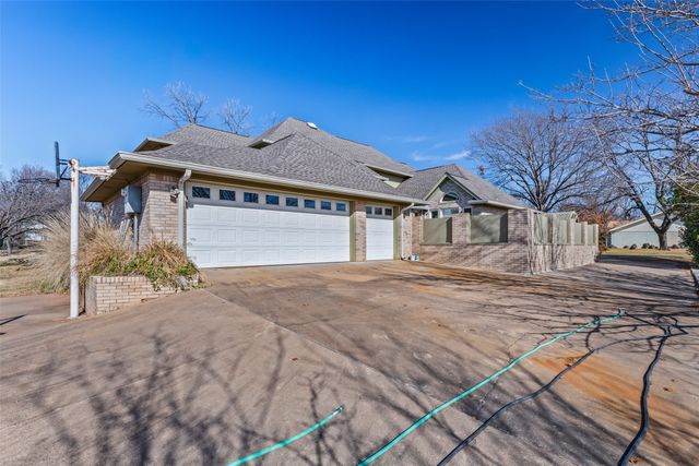 8908 Brierfield Road, Granbury, TX 76049