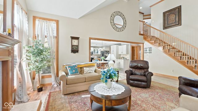 1929 Calais Road, Fort Wayne, IN 46814