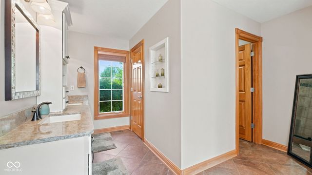 1929 Calais Road, Fort Wayne, IN 46814