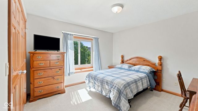 1929 Calais Road, Fort Wayne, IN 46814
