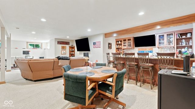 1929 Calais Road, Fort Wayne, IN 46814