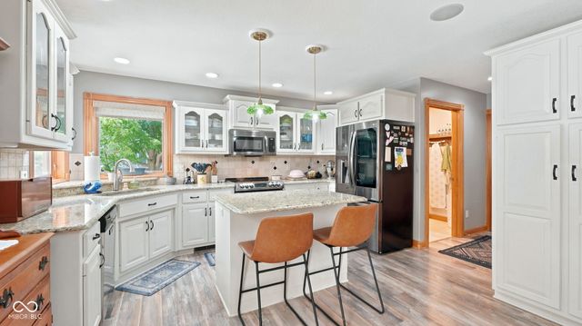 1929 Calais Road, Fort Wayne, IN 46814