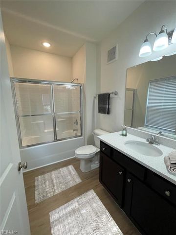 5141 Gracewood Ln Apt 100, Virginia Beach, VA 23462