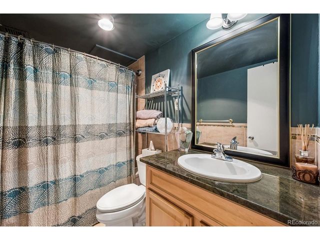 1121 Albion St 307, Denver, CO 80220