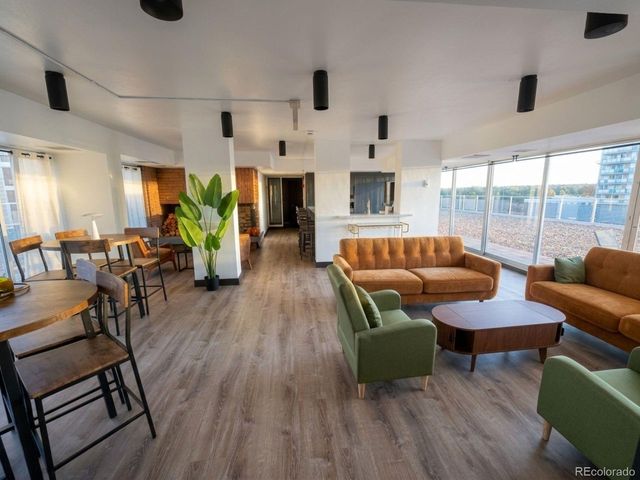 1121 Albion St 307, Denver, CO 80220