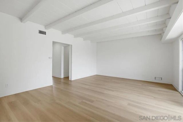 5882 Adams Ave, San Diego, CA 92115