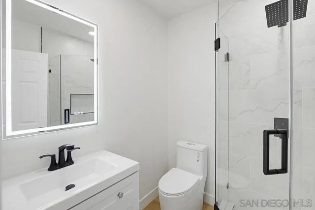 5882 Adams Ave, San Diego, CA 92115