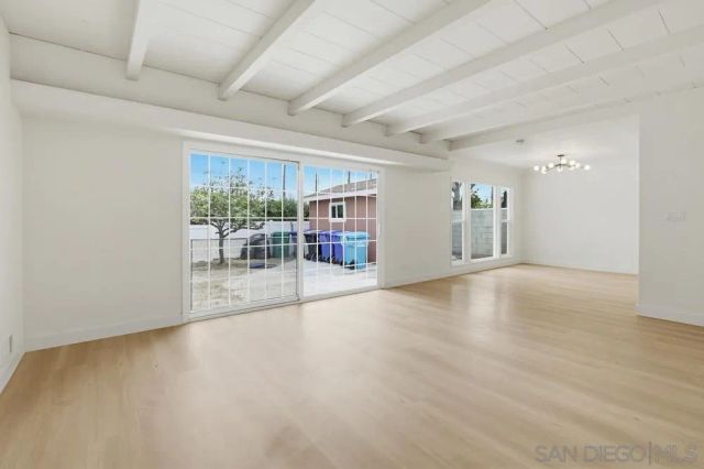 5882 Adams Ave, San Diego, CA 92115
