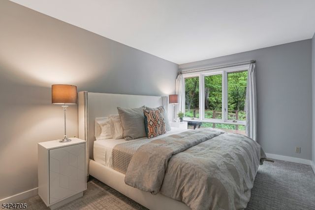 85 Crest Dr, Bernardsville Boro, NJ 07924