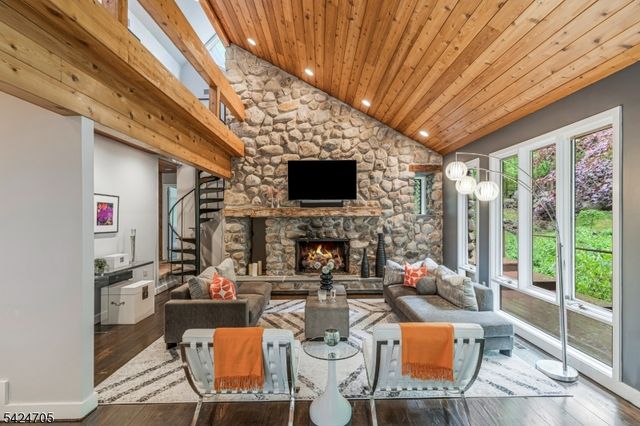 85 Crest Dr, Bernardsville Boro, NJ 07924