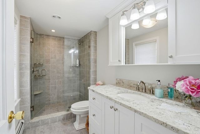 240 Evergreen St, Duxbury, MA 02332