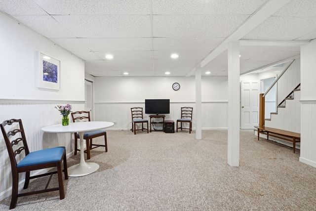 240 Evergreen St, Duxbury, MA 02332