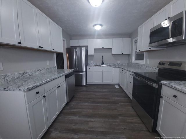 2406 W Brinkley Drive, Spring Lake, NC 28390