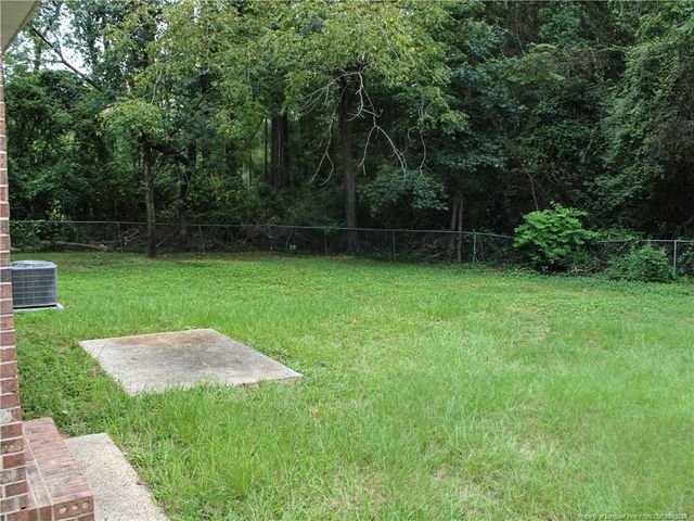 2406 W Brinkley Drive, Spring Lake, NC 28390