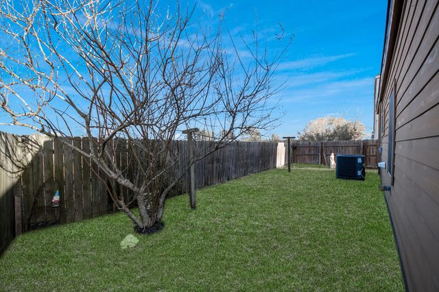 1733 Eagle Lake Road, Sealy, TX 77474