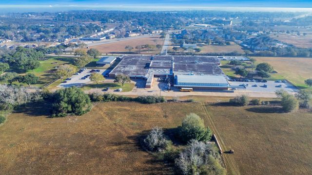 1733 Eagle Lake Road, Sealy, TX 77474