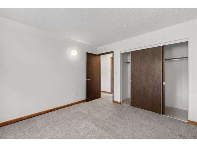 92 Newark St A, Aurora, CO 80012