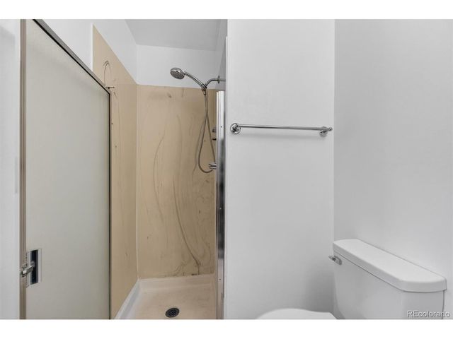 92 Newark St A, Aurora, CO 80012