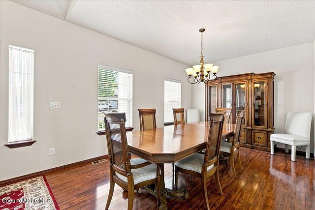 3719 N Cleveland CT, Post Falls, ID 83854