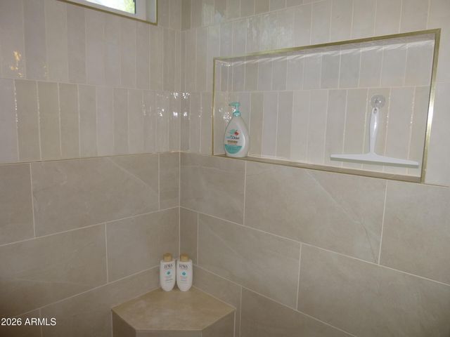 1664 E KENT Avenue, Chandler, AZ 85225