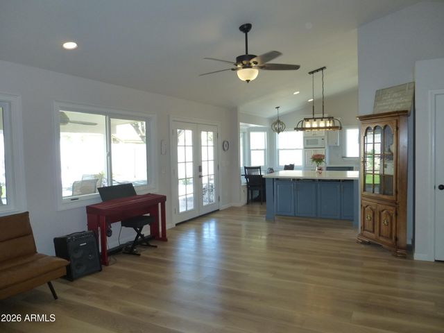 1664 E KENT Avenue, Chandler, AZ 85225