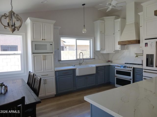 1664 E KENT Avenue, Chandler, AZ 85225