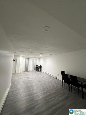 731 North Front Street, Allentown City, PA 18102