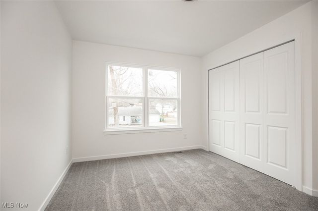 5594 Grove Avenue, Mentor, OH 44060