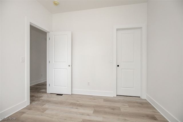 5594 Grove Avenue, Mentor, OH 44060