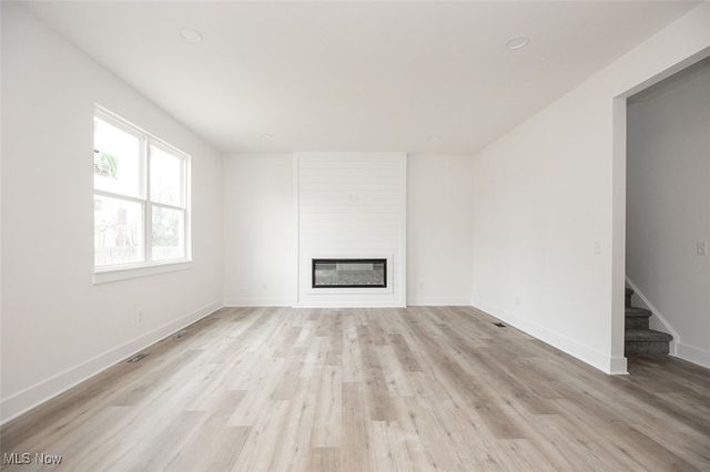 5594 Grove Avenue, Mentor, OH 44060