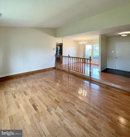6918 LODESTONE CT, Alexandria, VA 22306