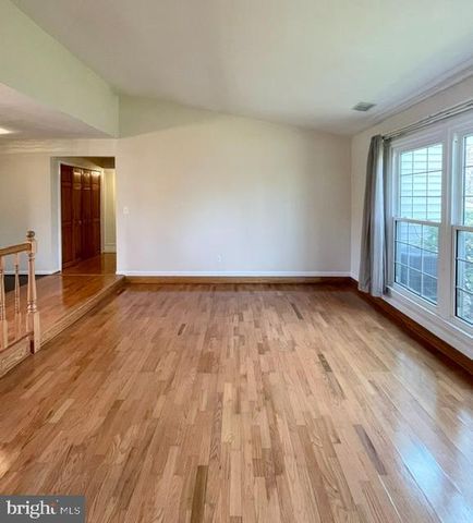 6918 LODESTONE CT, Alexandria, VA 22306