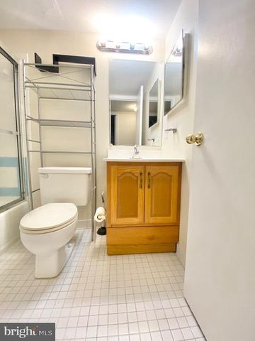 6918 LODESTONE CT, Alexandria, VA 22306