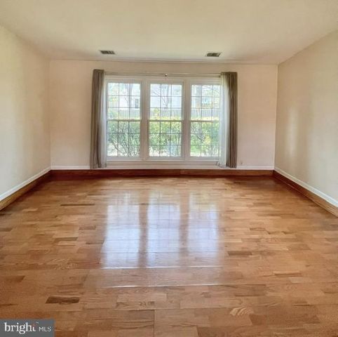 6918 LODESTONE CT, Alexandria, VA 22306
