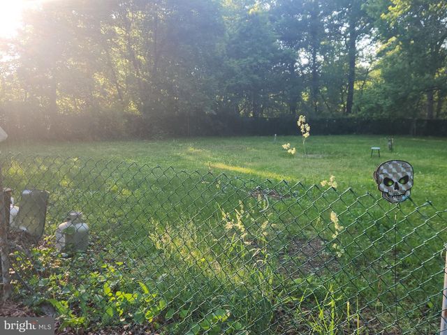 1393 MARSHALL MILL RD, Franklinville, NJ 08322