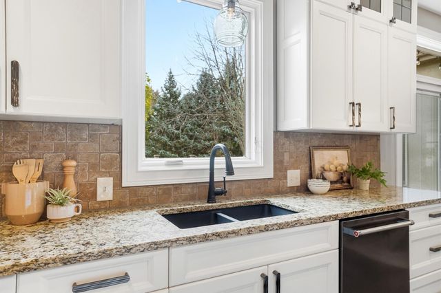 6848 McDevitt Court, Dublin, OH 43017