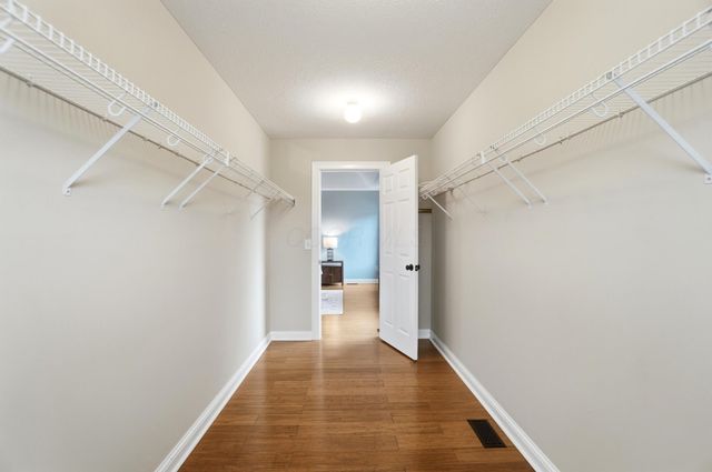 6848 McDevitt Court, Dublin, OH 43017