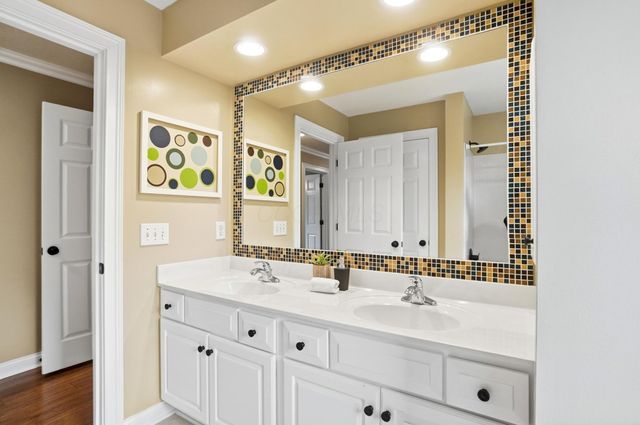 6848 McDevitt Court, Dublin, OH 43017