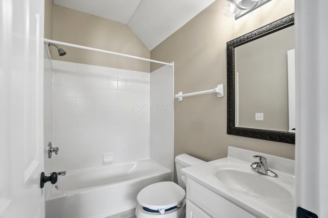 6848 McDevitt Court, Dublin, OH 43017