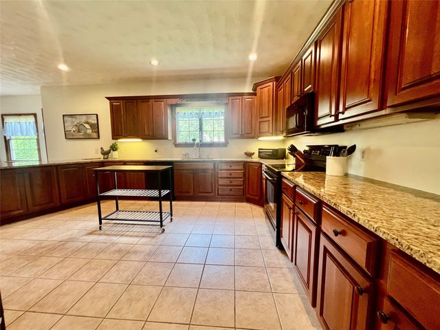 4638 LEDGEWOOD Court, Harborcreek, PA 16511