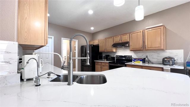 3664 Claycomb Lane, Johnstown, CO 80534