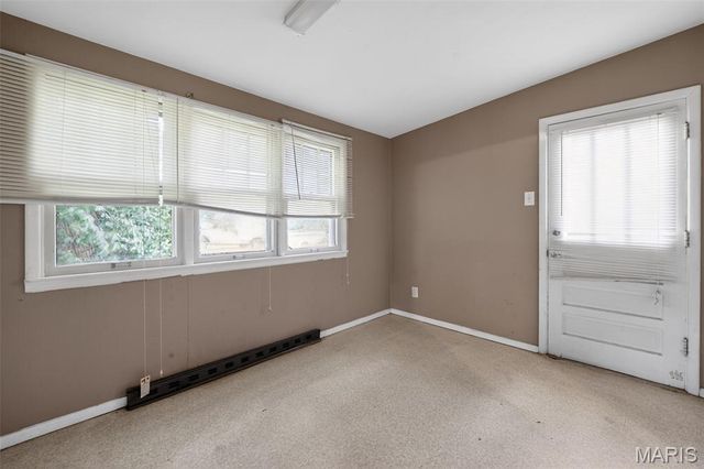 9450 Baltimore Avenue, St Louis, MO 63114