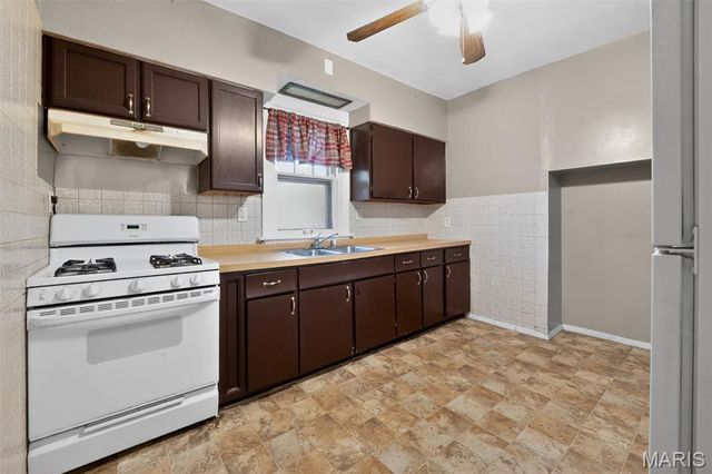 9450 Baltimore Avenue, St Louis, MO 63114