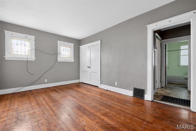 9450 Baltimore Avenue, St Louis, MO 63114