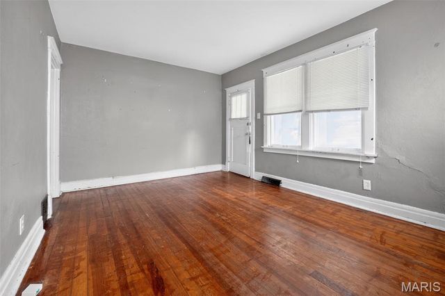 9450 Baltimore Avenue, St Louis, MO 63114