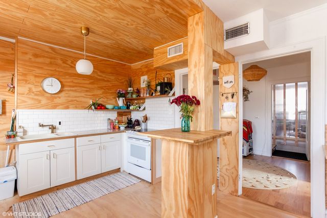 4837 W Irving Park Road 2, Chicago, IL 60641