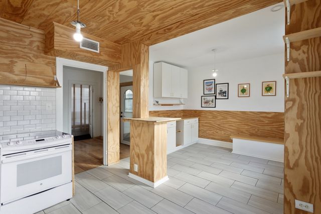 4837 W Irving Park Road 2, Chicago, IL 60641