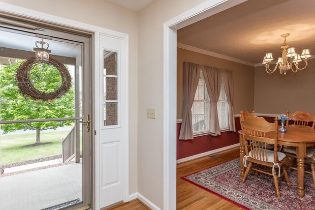 5 HIDDEN VALLEY CT, Fishersville, VA 22939