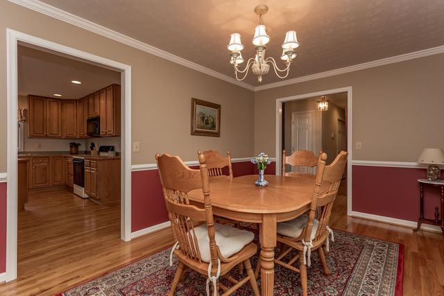 5 HIDDEN VALLEY CT, Fishersville, VA 22939