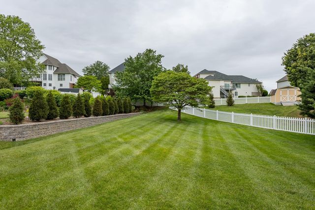 5 HIDDEN VALLEY CT, Fishersville, VA 22939